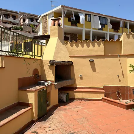 Casa Al Piano Terra Con 2 Da Letto, Parcheggio Privato E Piscina Condominiale Prázdninový dům