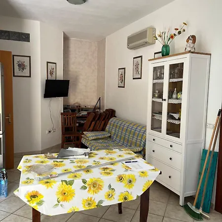 Vakantiehuis Casa Al Piano Terra Con 2 Da Letto, Parcheggio Privato E Piscina Condominiale Villasimius