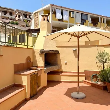House - Bbq, Wi-fi, Parking - Close To The Center - With Shared Swimming Pool Holiday home